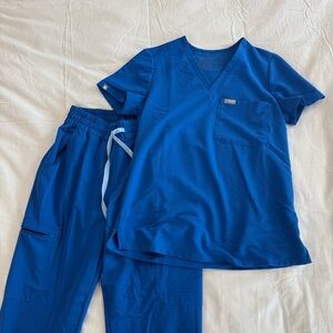 Figs Catarina Scrub Top in Royal Blue